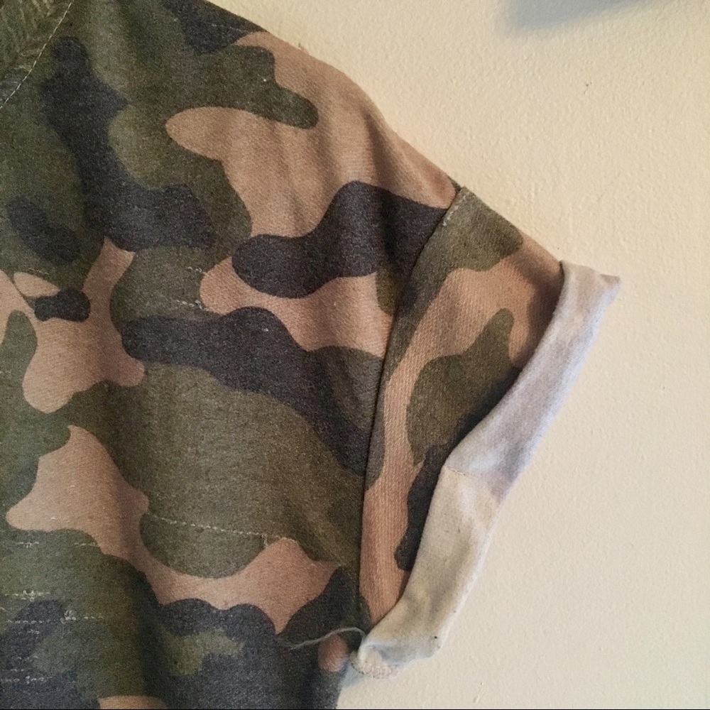 Camo Top - Picture 3 of 7